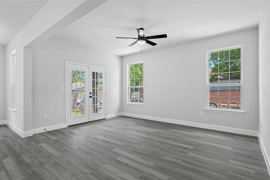 Spacious, unfurnished interior of a new home in , Dallas (Image 15).