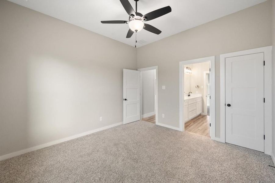Spacious, unfurnished interior of a new home in , Corsicana (Image 14). Spacious, unfurnished interior of a new home in , Corsicana (Image 14).