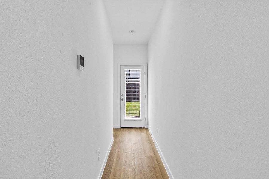 Spacious, unfurnished interior of a new home in Grand West, Houston (Image 26).