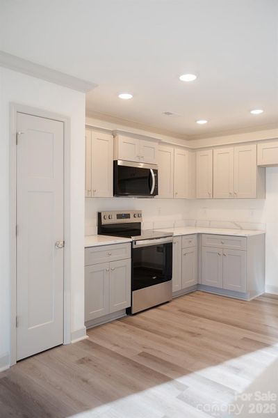 Furnished interior view inside a new home in , Catawba (Image 5).