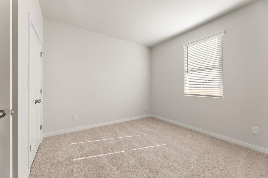 Spacious, unfurnished interior of a new home in , Gainesville (Image 19).