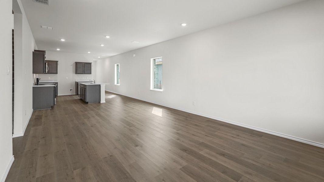 Spacious, unfurnished interior of a new home in Wildcat Ranch, Crandall (Image 31). Spacious, unfurnished interior of a new home in Wildcat Ranch, Crandall (Image 31).