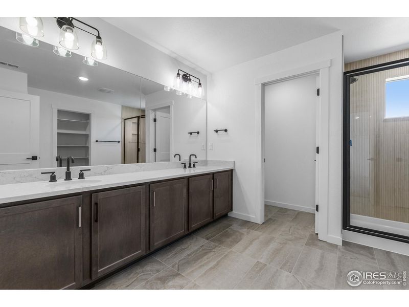 Furnished interior view inside a new home in Granary, Johnstown (Image 9).