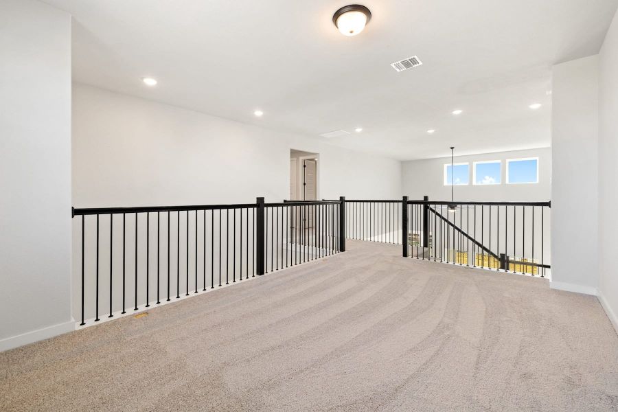 Spacious, unfurnished interior of a new home in Lagos Reserve, Manor (Image 41).