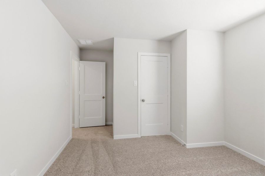 Spacious, unfurnished interior of a new home in Crockett Meadows, Conroe (Image 16). Spacious, unfurnished interior of a new home in Crockett Meadows, Conroe (Image 16).