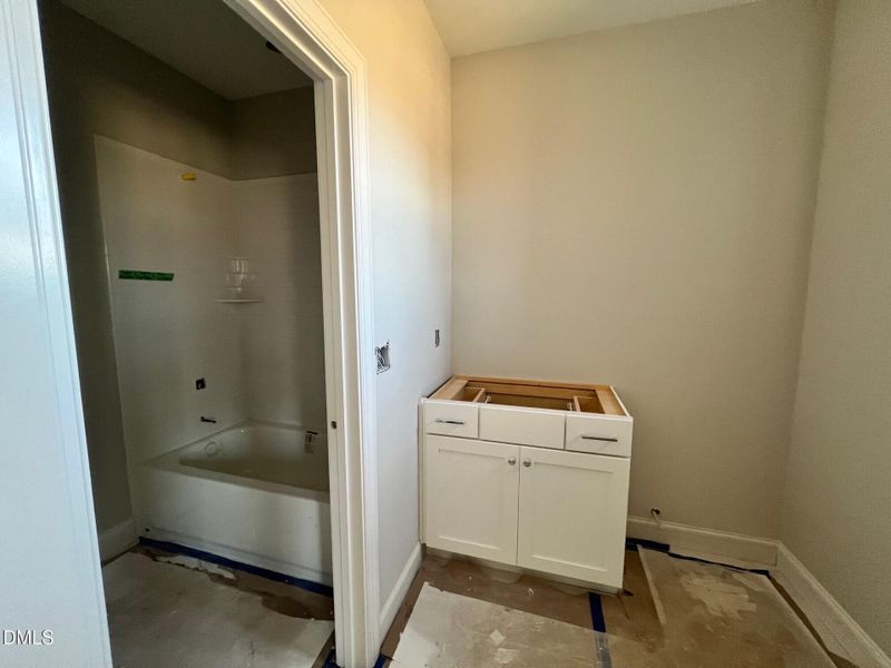 2nd floor guest bath