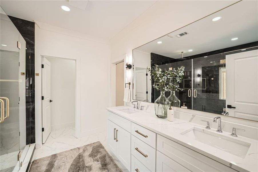 Furnished interior view inside a new home in , Grayson (Image 17).