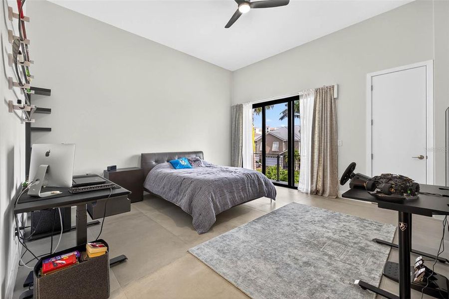 Grand Guest Bedroom 2