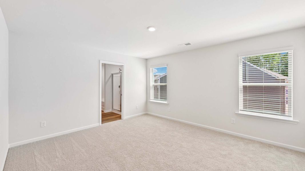 Spacious, unfurnished interior of a new home in The Hamptons at Hickory, Hickory (Image 23).