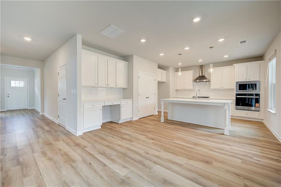 Spacious, unfurnished interior of a new home in Burchwood, Stockbridge (Image 23). Spacious, unfurnished interior of a new home in Burchwood, Stockbridge (Image 23).