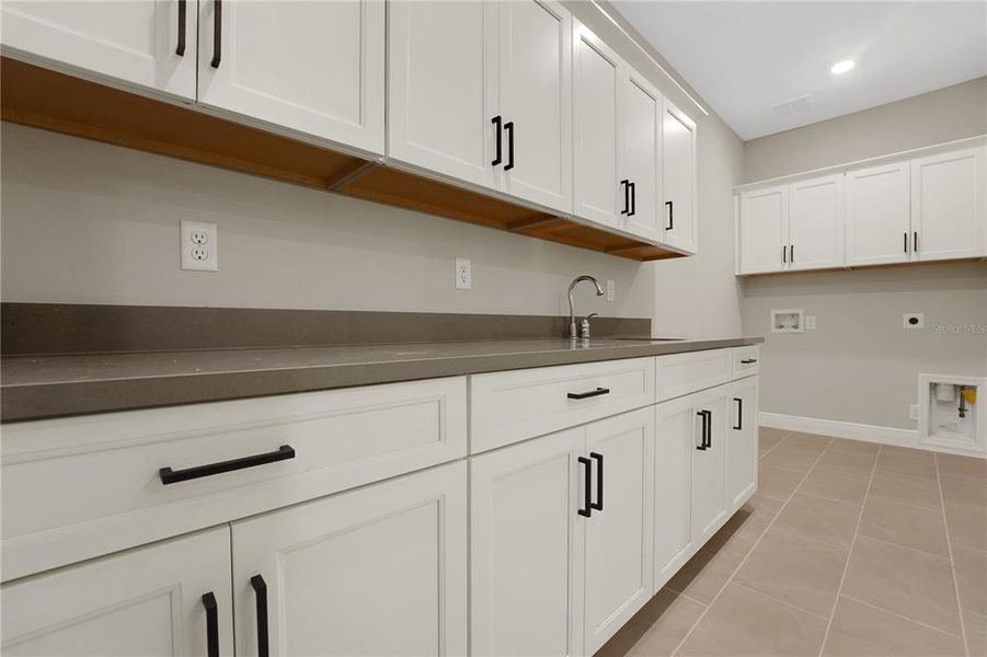 Furnished interior view inside a new home in Palms at Windermere, Windermere (Image 34). Furnished interior view inside a new home in Palms at Windermere, Windermere (Image 34).