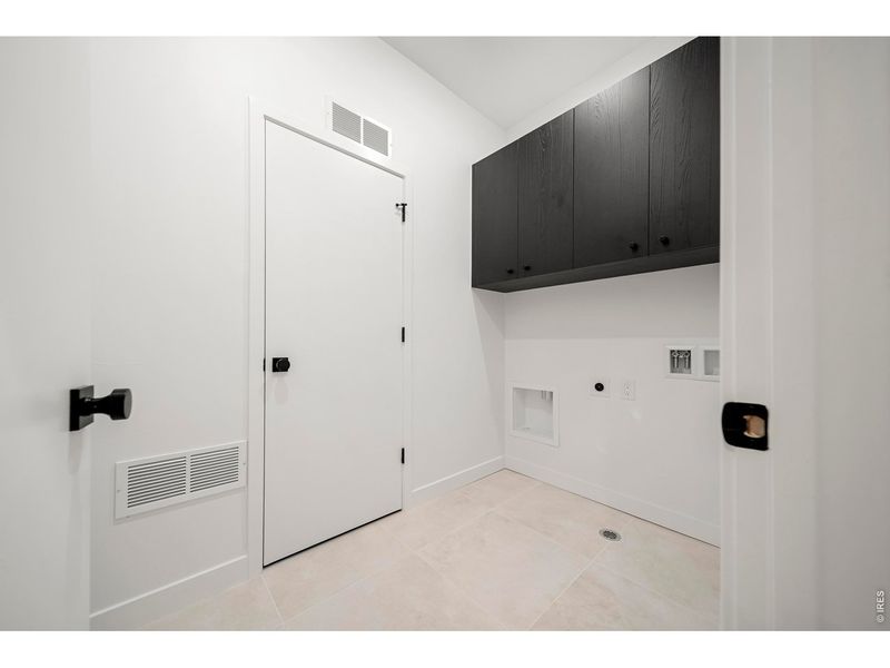 Spacious, unfurnished interior of a new home in , Denver (Image 21). Spacious, unfurnished interior of a new home in , Denver (Image 21).