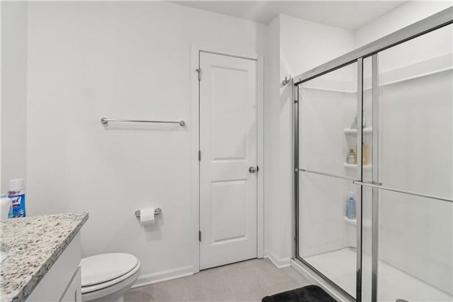 Furnished interior view inside a new home in , Gainesville (Image 45).