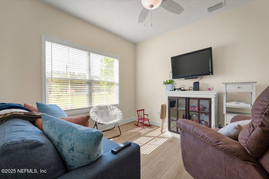 Furnished interior view inside a new home in , Callahan (Image 13).