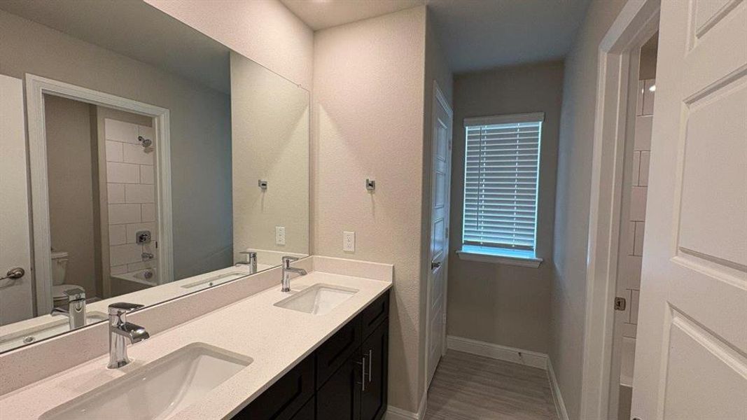 Furnished interior view inside a new home in Sandstone Estates, Granbury (Image 6). Furnished interior view inside a new home in Sandstone Estates, Granbury (Image 6).