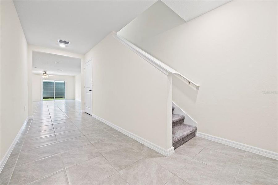 Spacious, unfurnished interior of a new home in Avalon Woods, Newberry (Image 35). Spacious, unfurnished interior of a new home in Avalon Woods, Newberry (Image 35).