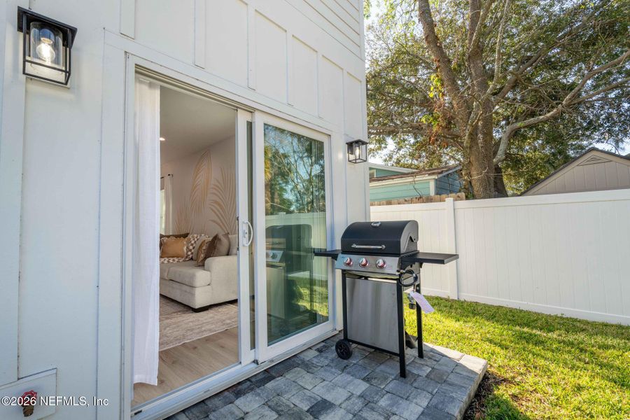 Exterior details and patio area of a home in , Jacksonville Beach (Image 29).