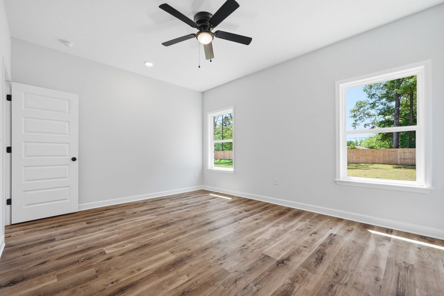 Spacious, unfurnished interior of a new home in McCarthy Estates, Defuniak Springs (Image 33). Spacious, unfurnished interior of a new home in McCarthy Estates, Defuniak Springs (Image 33).
