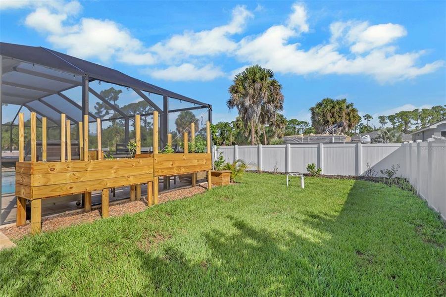 Exterior details and patio area of a home in , North Port (Image 26).