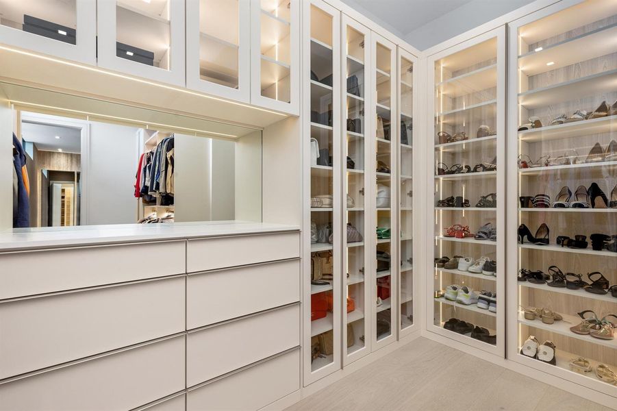 Master Closet 3 Master Closet 3