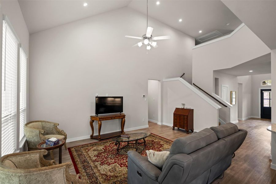 Furnished interior view inside a new home in Oakwood Ranch, Willis (Image 8). Furnished interior view inside a new home in Oakwood Ranch, Willis (Image 8).
