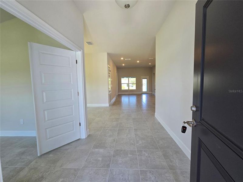Spacious, unfurnished interior of a new home in Twisted Oaks, Beverly Hills (Image 29). Spacious, unfurnished interior of a new home in Twisted Oaks, Beverly Hills (Image 29).