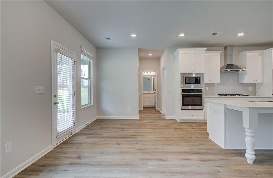 Spacious, unfurnished interior of a new home in Grandview at Millers Mill, Stockbridge (Image 20).