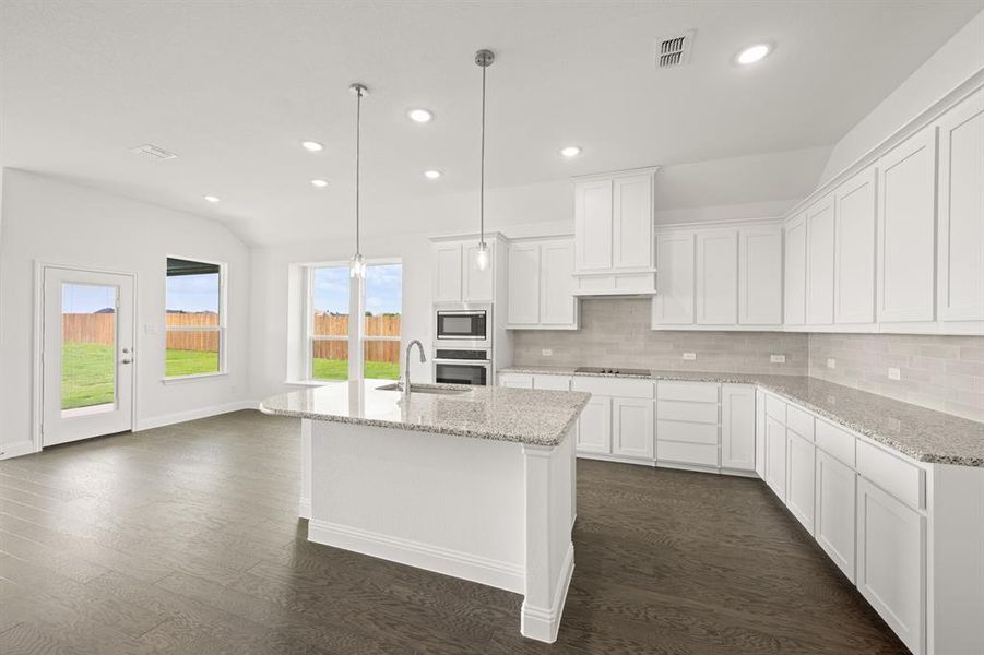 6_121 Grey wolf- Kitchen-1