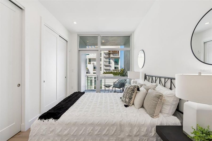 Furnished interior view inside a new home in , Sarasota (Image 63).