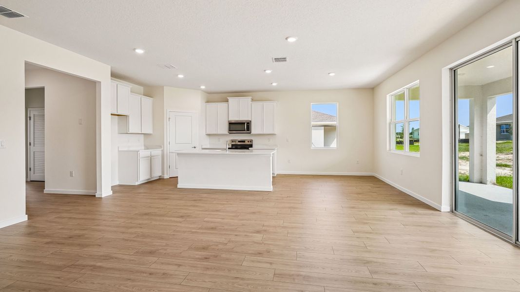 Representative unfurnished interior of a home built from the Avon by D.R. Horton in Mockingbird Reserve at Winding Oaks, Ocala (Image 18).