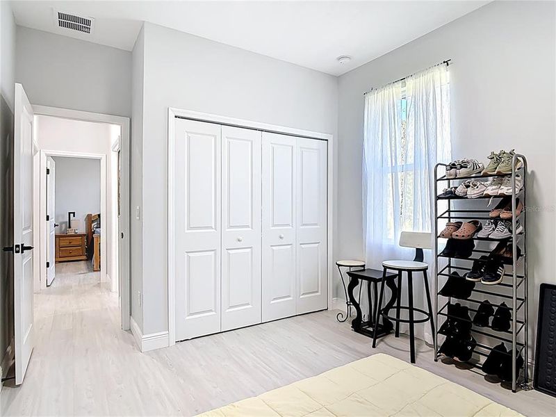 Furnished interior view inside a new home in , Deland (Image 38).