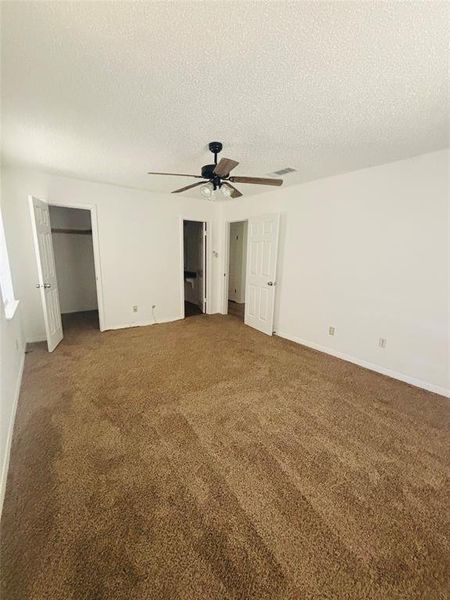 Spacious, unfurnished interior of a new home in , Paris (Image 8). Spacious, unfurnished interior of a new home in , Paris (Image 8).