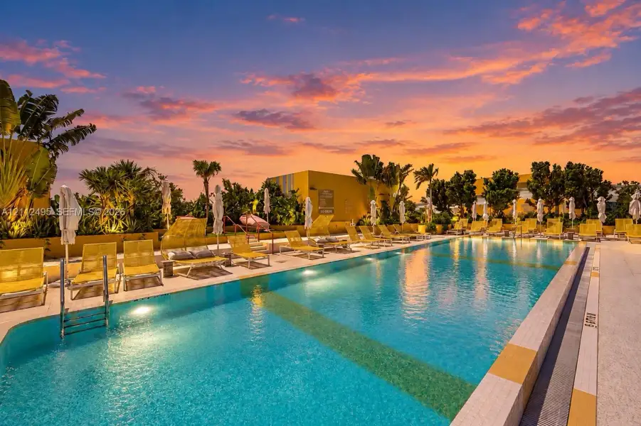 Community amenities in , Miami (Image 25).