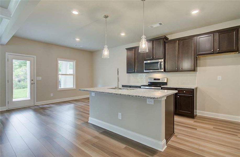 Furnished interior view inside a new home in Crofton Place Enclave, Snellville (Image 15).