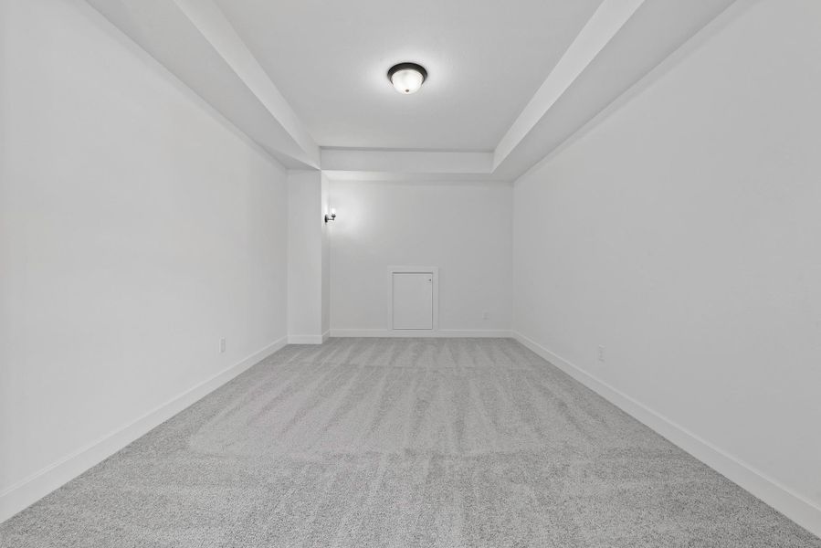 Spacious, unfurnished interior of a new home in Candela, Richmond (Image 17).