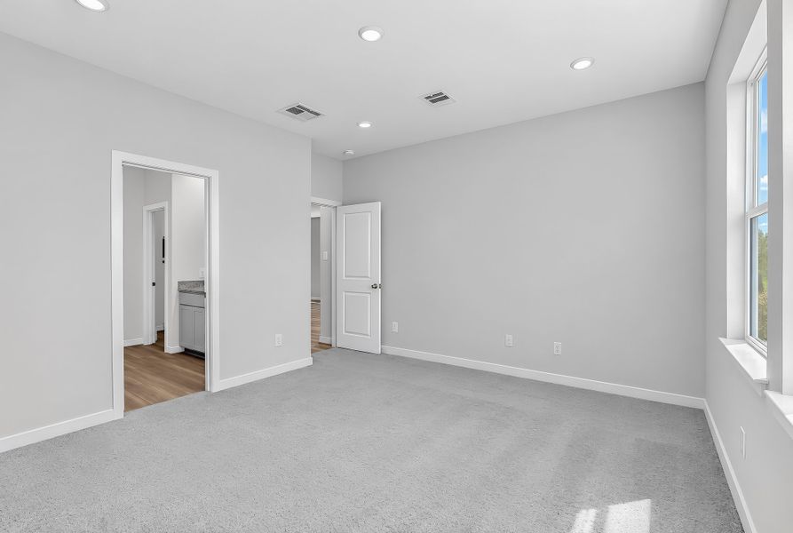 Spacious, unfurnished interior of a new home in Hockley Meadows, Hockley (Image 11). Spacious, unfurnished interior of a new home in Hockley Meadows, Hockley (Image 11).