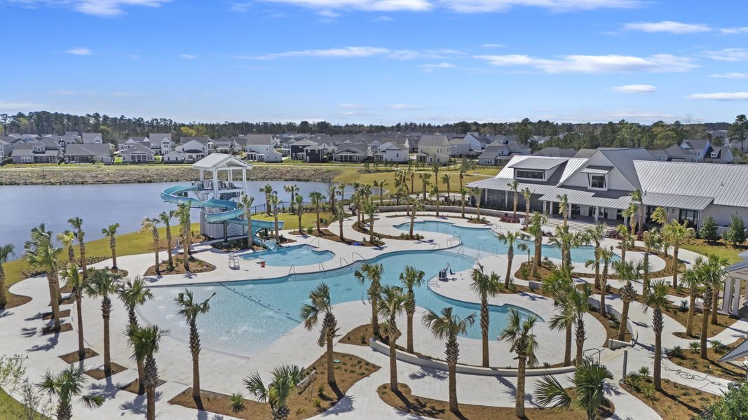 Community amenities in , Summerville (Image 58).