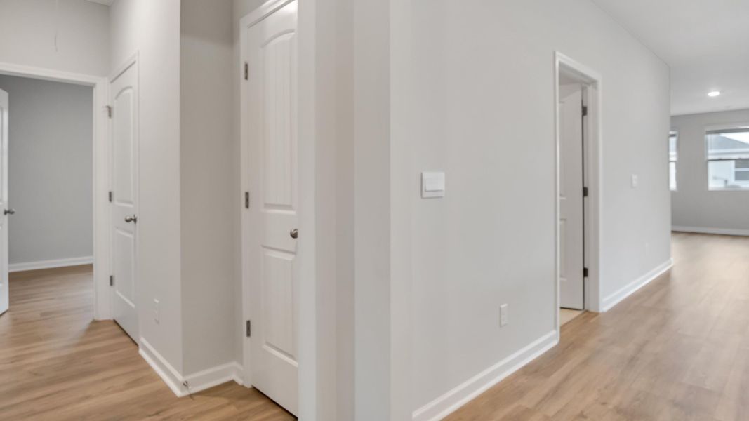 Spacious, unfurnished interior of a new home in Legacy Farms, White House (Image 28).