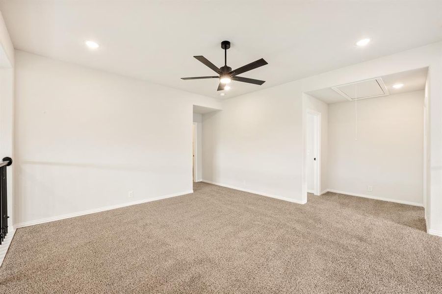 Spacious, unfurnished interior of a new home in Hampton Park, Glenn Heights (Image 31).