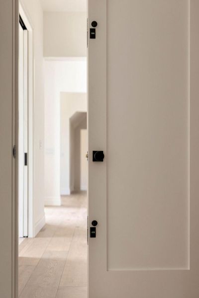 Spacious, unfurnished interior of a new home in , Charleston (Image 122). Spacious, unfurnished interior of a new home in , Charleston (Image 122).