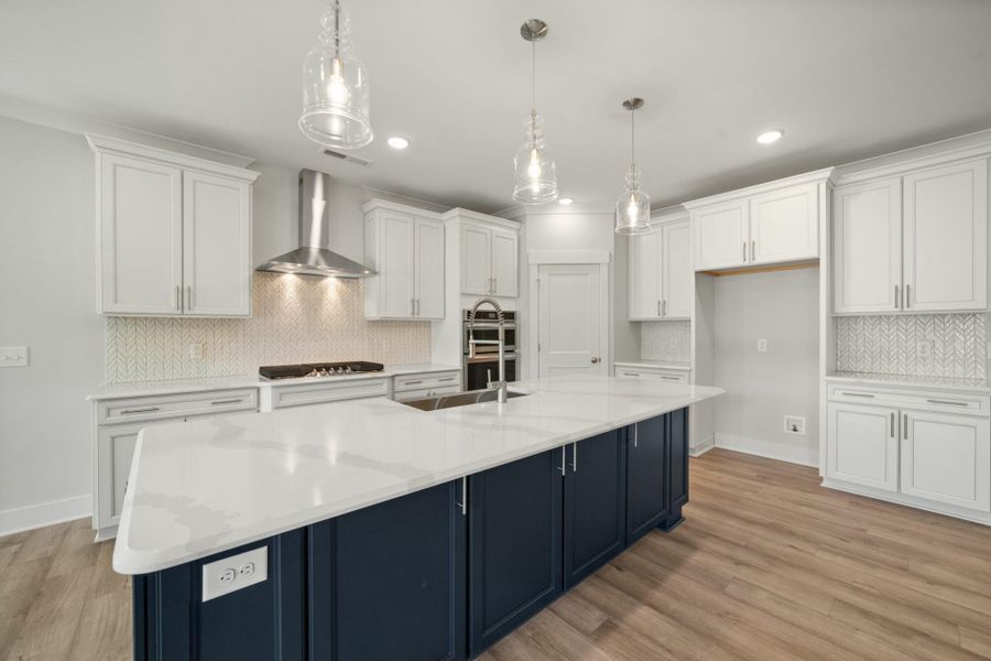 Furnished interior view inside a new home in Redland, Advance (Image 8).