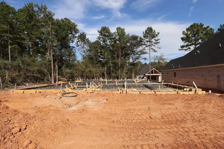 Every foundation at DWH is engineered and it’s inspected three times! We do not do “batch” testing. Rest easy knowing your foundation comes with a 10 year warranty. Every foundation at DWH is engineered and it’s inspected three times! We do not do “batch” testing. Rest easy knowing your foundation comes with a 10 year warranty.