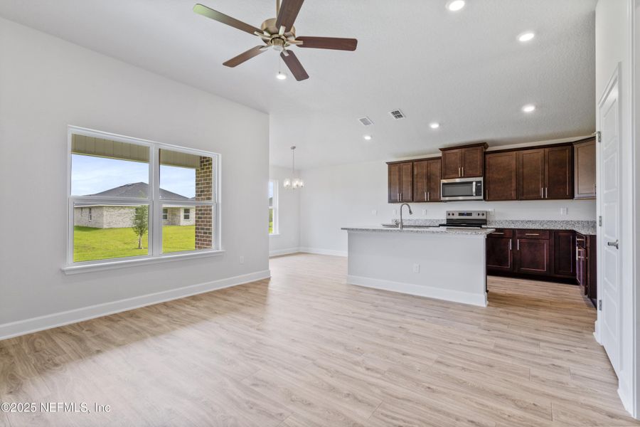 Image 19 of a home in Shadow Crest at Rolling Hills.