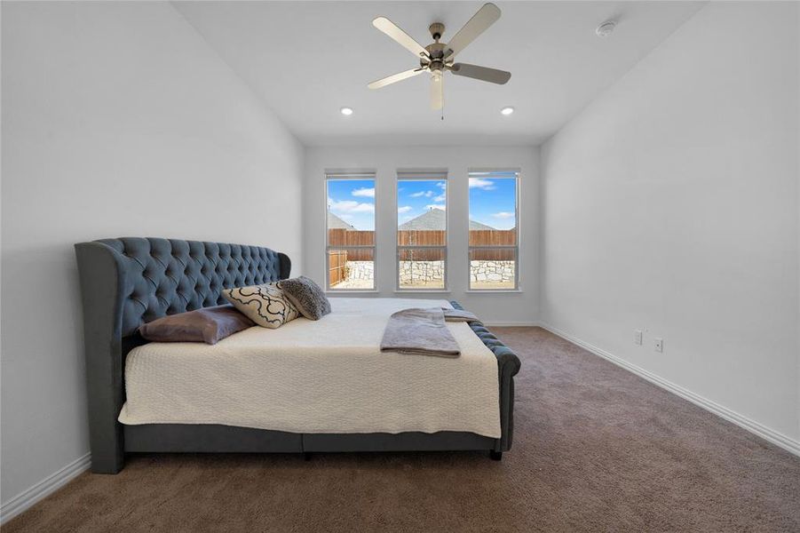 Furnished interior view inside a new home in Northlake Estates, Little Elm (Image 15). Furnished interior view inside a new home in Northlake Estates, Little Elm (Image 15).