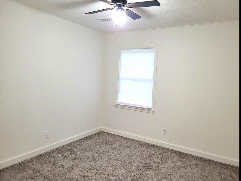 Spacious, unfurnished interior of a new home in , Paris (Image 24).