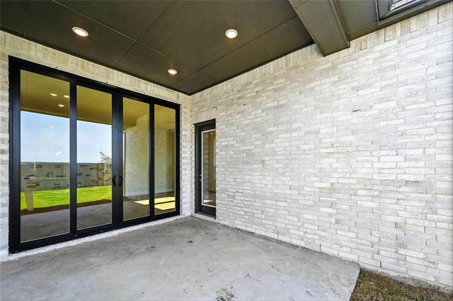 Spacious, unfurnished interior of a new home in Trinity Falls, McKinney (Image 13). Spacious, unfurnished interior of a new home in Trinity Falls, McKinney (Image 13).