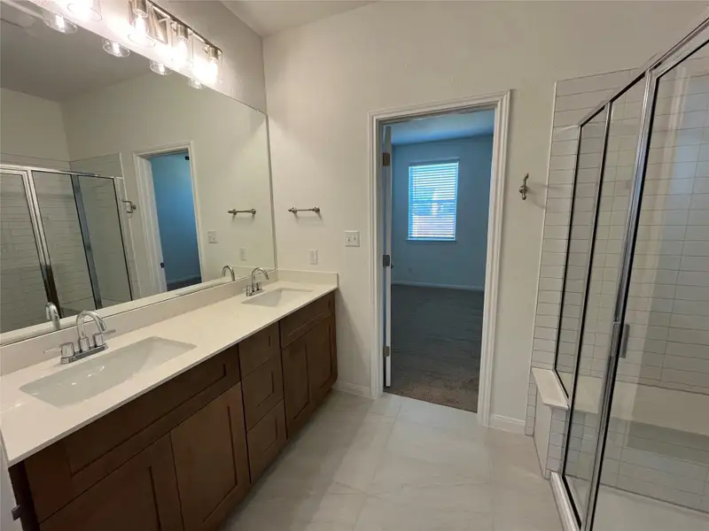 Furnished interior view inside a new home in Wellspring, Round Rock (Image 10).