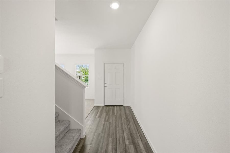 4924 McCoy- Entry-1 4924 McCoy- Entry-1