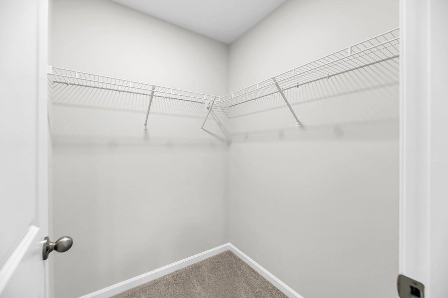 Spacious, unfurnished interior of a new home in Sweetgrass Station, Summerville (Image 26).
