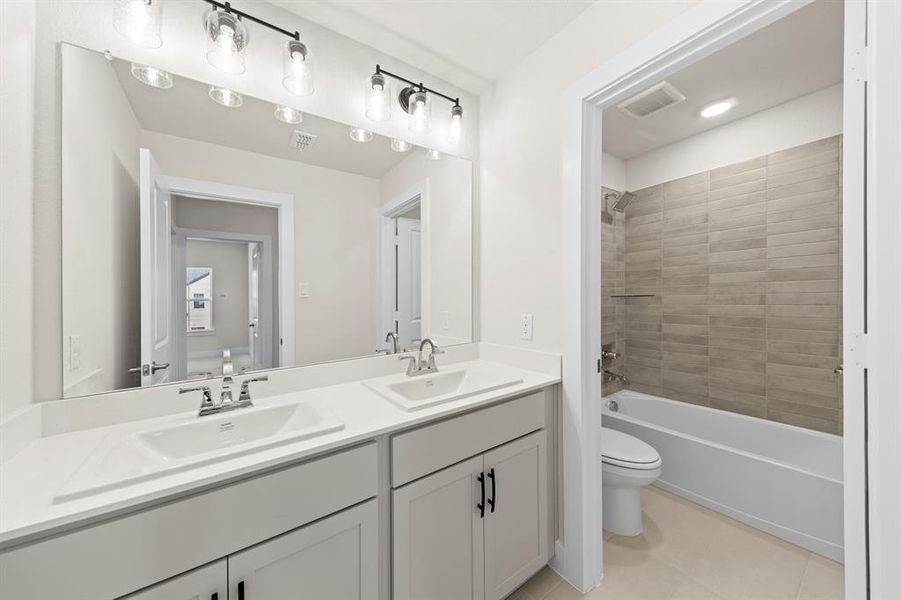 23. 7204 Indian Paintbrush - 2ND Bath